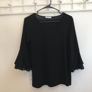Bell sleeve blouse